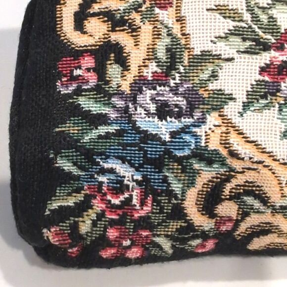 Vintage Floral Tapestry Mini Clutch Handbag - Picture 3 of 10